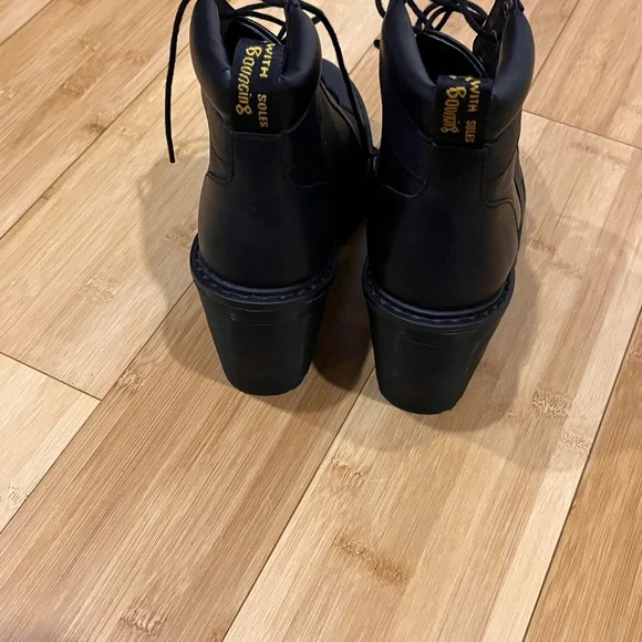 Dr. Martens Womens Averil Fusion Seriene Originals Block Heel Ankle - Picture 3 of 4